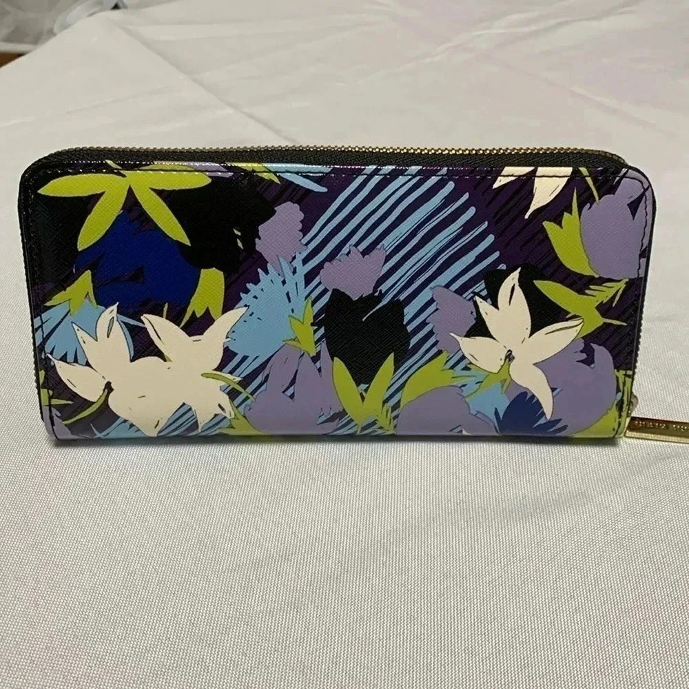 ANNE KLEIN Wallet, NWT. - Picture 1 of 6